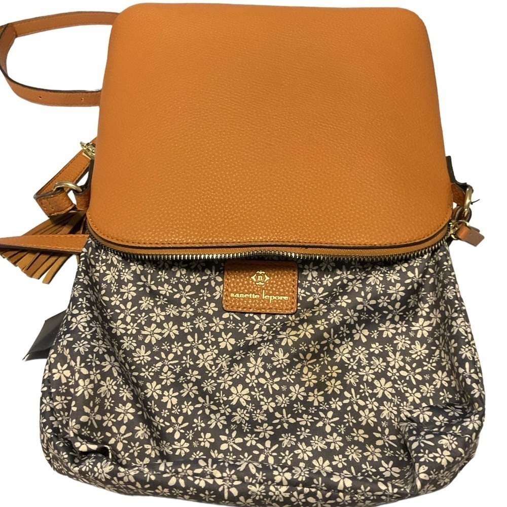 NANETTE LEPORE
Lonnie Dome Crossbody In Tan - Picture 3 of 6